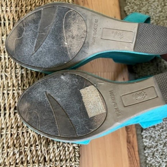 Fioni Teal Suede Wedge Heels - Size 7 - Picture 4 of 5